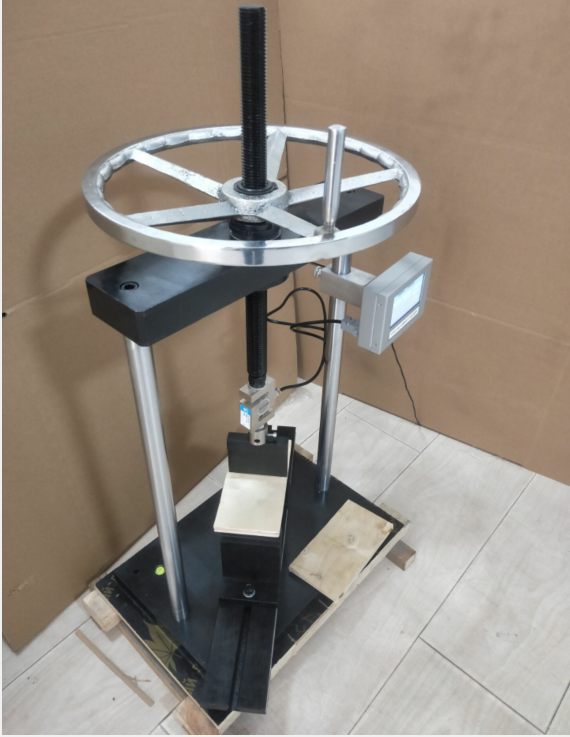 1681263923748661.png MWD-10B電子式人造板萬能試驗(yàn)機(jī)3.png